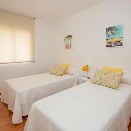 Cristina Iii Apartment Campoamor